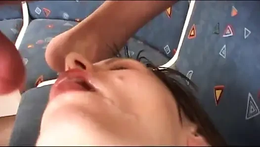 Amateur couple in action...cum in mouth