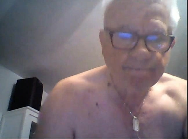 62 yo man from France