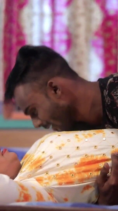 เย็ดกับแฟนหนุ่มโรแมนติกอินเดียครั้งแรก คลิป 1