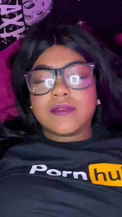 Sharing the bed with my stepsister | Clip 2