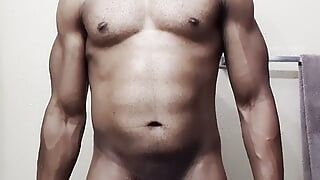 El entrenamiento desnudo: hombros