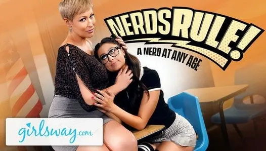 Ella le muestra a su estudiante los beneficios de ser un nerd