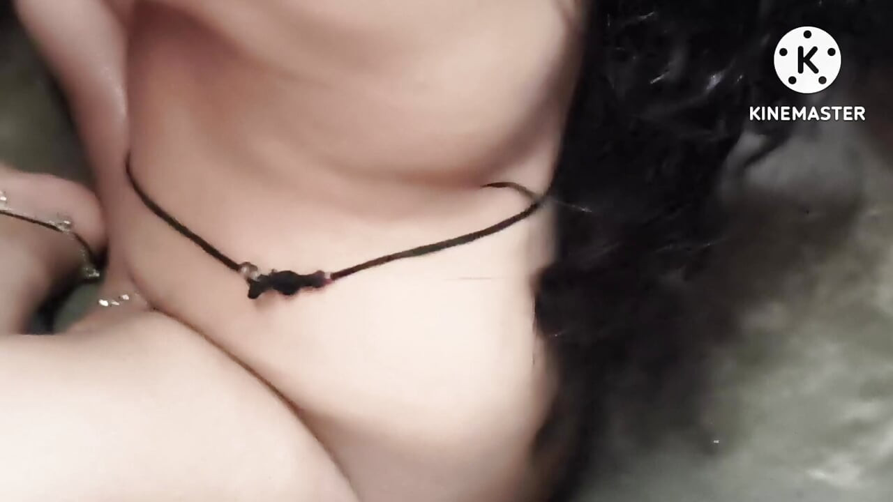 Bhabhi ke bath karne ka naya tarika kaisa laga