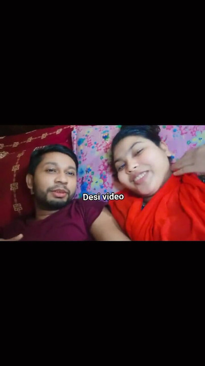 Epski trenutak od "zgodne masti u spavaćoj sobi muž supruga romantični vlog par Masti vlog #vlog #dailyvlog #couple"