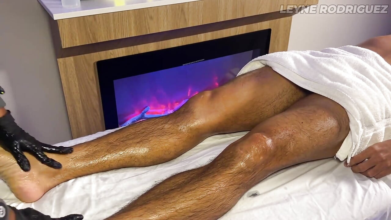 สุดยอดวันสปาละติน Nuru Gel และตอนจบที่มีความสุข