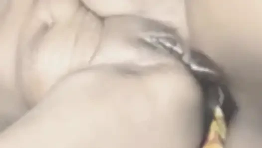 Karımın çiftE Dhone Chudde'u sikmesini istiyorum