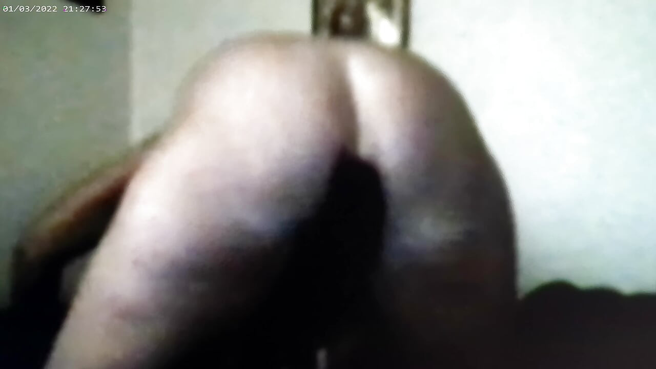 Mon gros cul et mon jouet de grosse bite noire