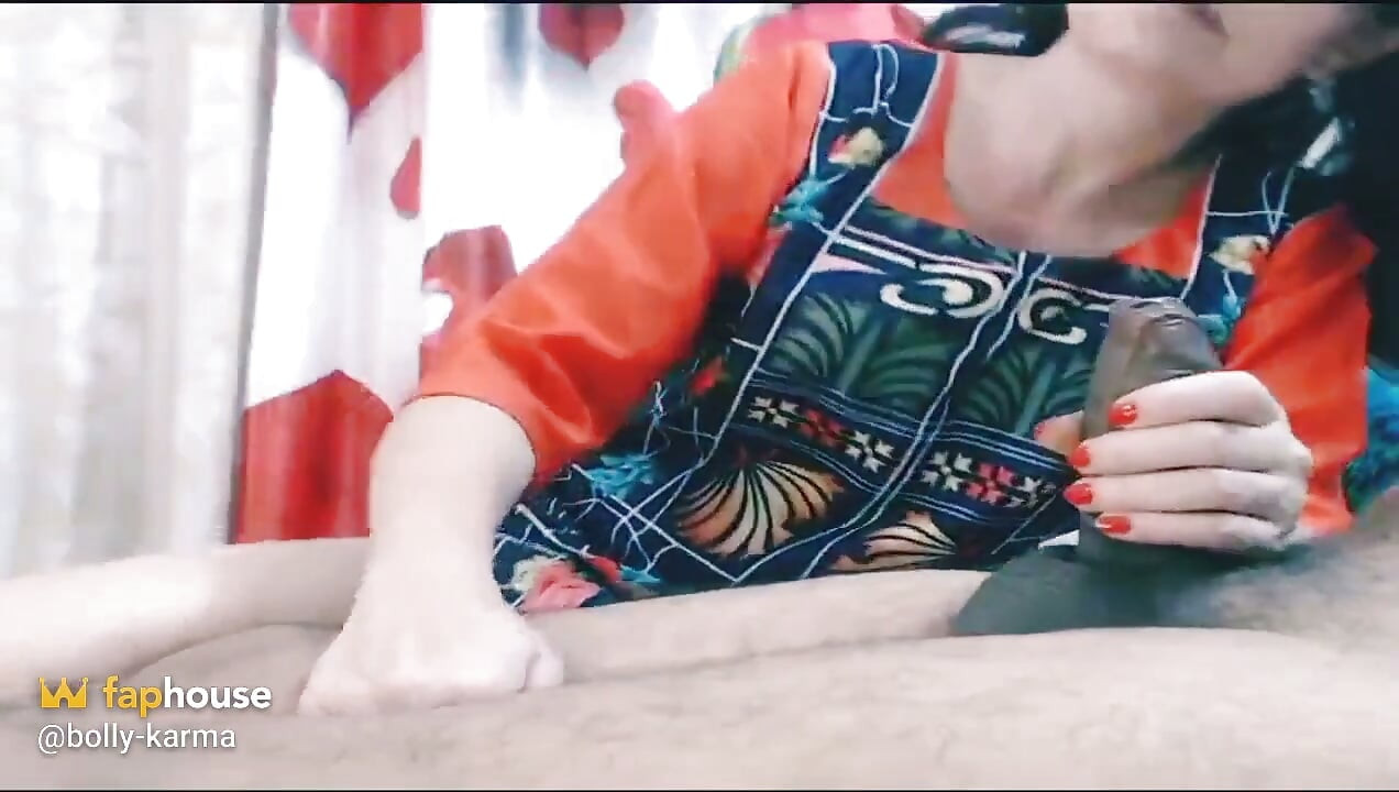نساء ساخنات جميلات يئنن ويمصصن الزب