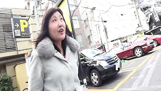 [return to Woman, Honoka 37 Years Old]