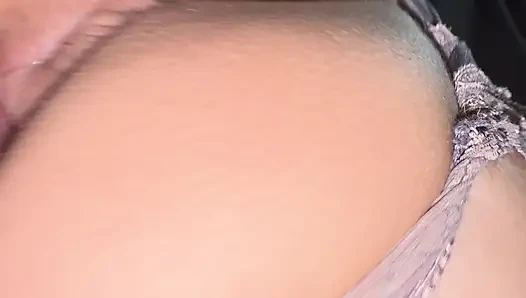 Ich reite meinen ersten großen schwanz - ich mag, wie es sich in meiner engen 18-teenie-muschi fühlt (füge mich frei nackte hinzu)