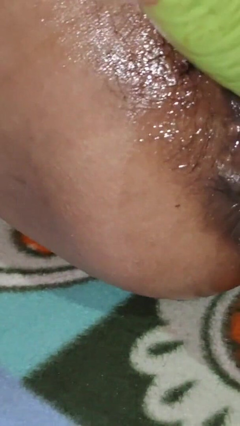 madhu aunty  first time self pissy drive in Village Raj auncal | Clip 1