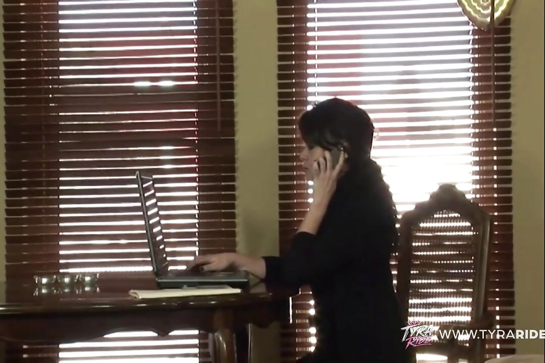 Horny Lesbians At Work
