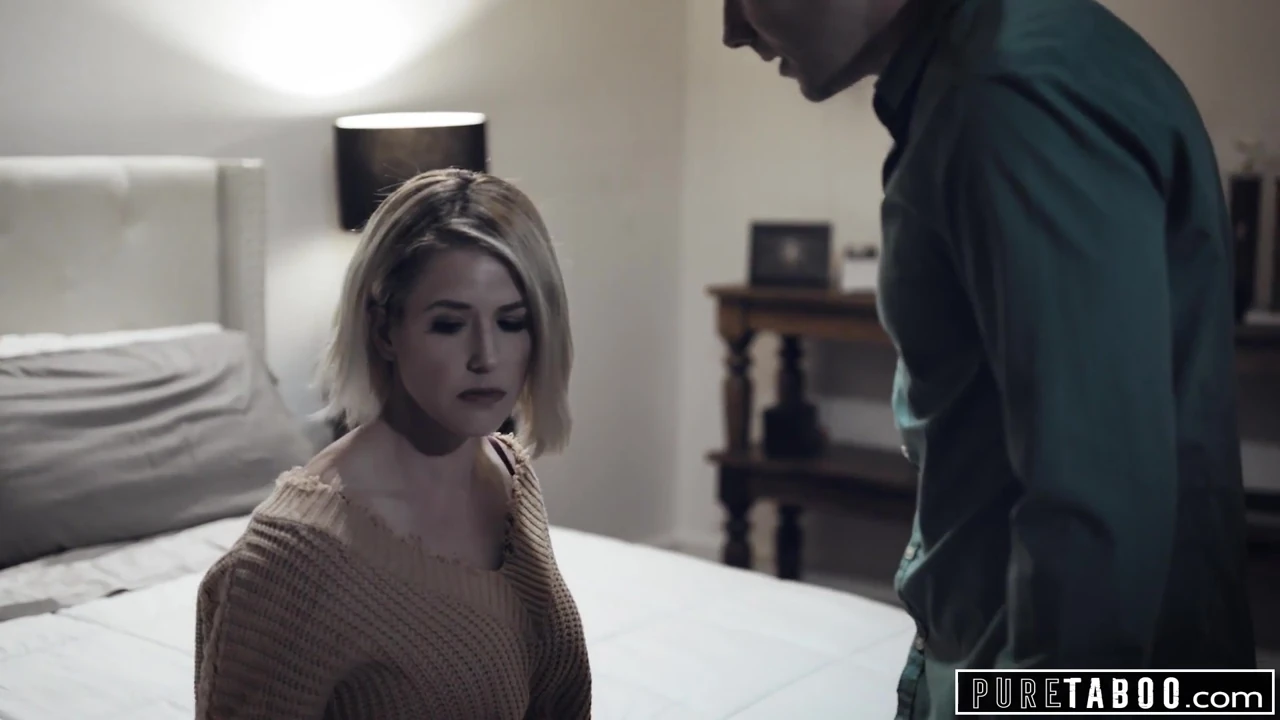 PURE TABOO Stepmom Helped Injured Step Son Pleasure Himself
