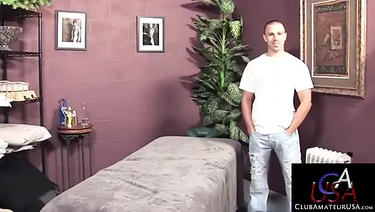 Nikko Alexanders ilk kez başka bir adamla sikişiyor