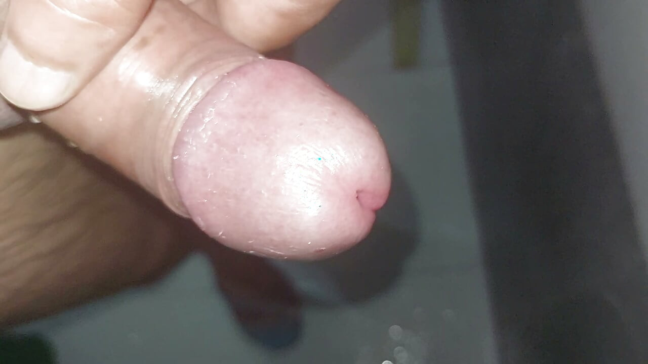 Stepdad gives me handjob