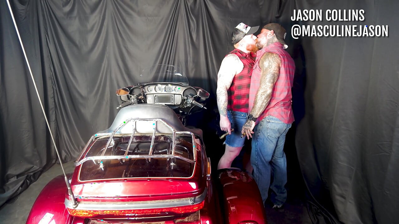 Charuto motocicleta fode com fox rifler