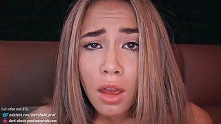 La adolescente rubia Rika Fane es introducida en el mundo del porno por el papá italiano Christian Clay