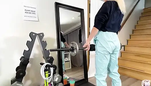Göt ve meme büyütme için gizli pompa - spor salonunda götümü eğitme benim için gerçekten zor bir şey!