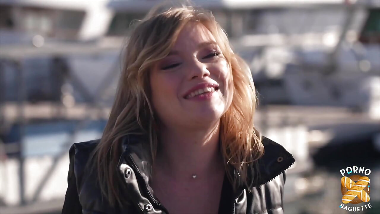 Luth, Pretty Blonde Eats Two Big Cocks