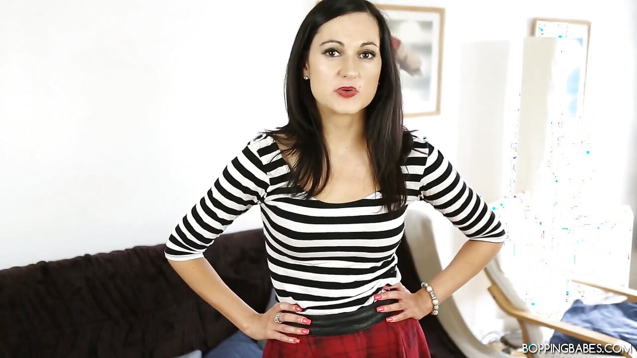 Bonnie Belloti - seksi kod kuće