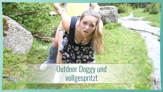 Outdoor Doggy und vollgespritzt