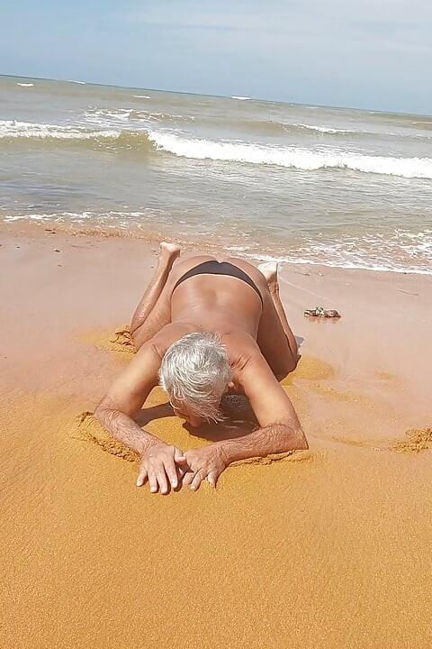 Ladysilva on the beach in panties tanning her hot ass
