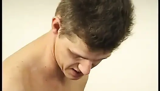 Amateur-oma wird geritten