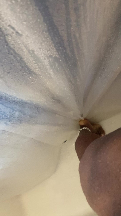 Up Close Bubble Booty Shower Dildo Play