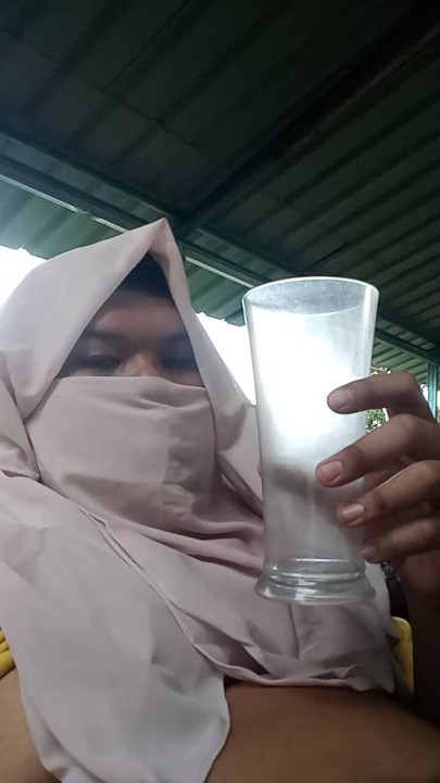 I masturbated while drinking semen, it was delicious.