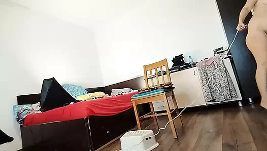 The sexy mother epilates the hair on her legs. Hot amateur couple sensua...