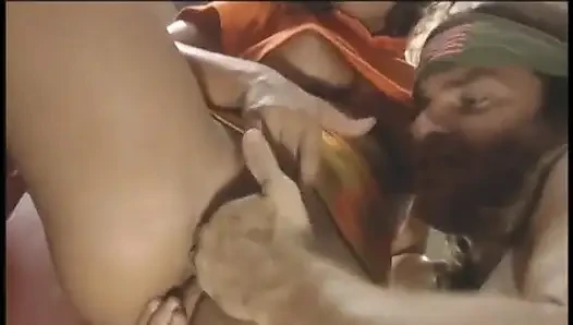 Cewek sange rambut cokelat ini dipuasin pakai mainan seks sebelum dientot habis-habisan kayak pelacur