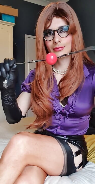 现在我要把这些放在你身上, 你会坐下来耐心等待 ️