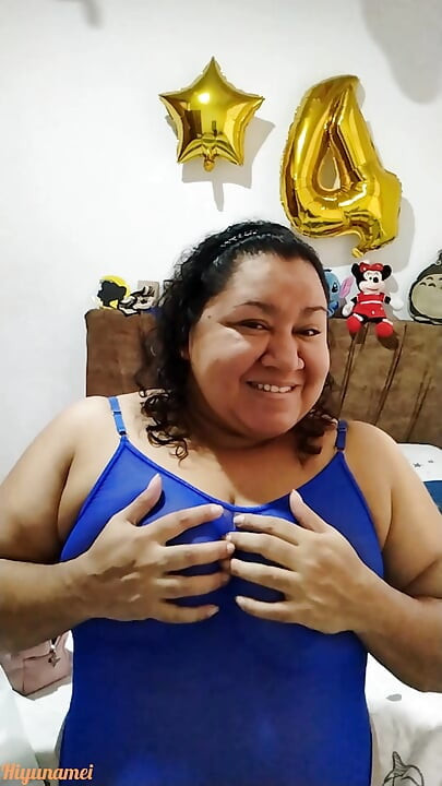 그리고 메이크업을 하는 데 약간의 시간을 할애한다면 처음으로 즐기세요.