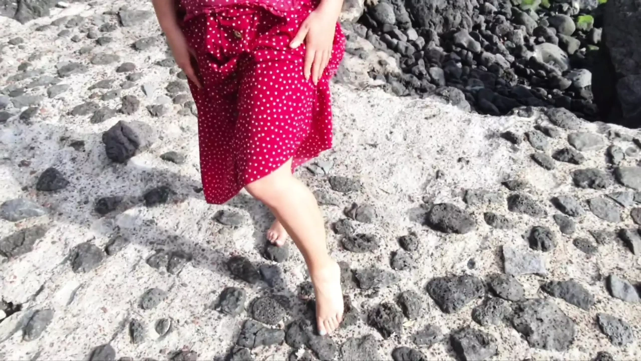 Teacher Makes Sex Education Video for Her Students! Outdoors!