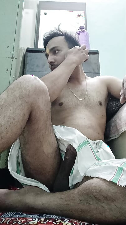 Indian desi man enjoy sex with neighbour and army officer daddy