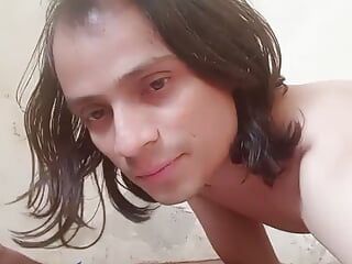 Rencontrez-moi chez moi à Pune - je suis une trans sexy sans capote