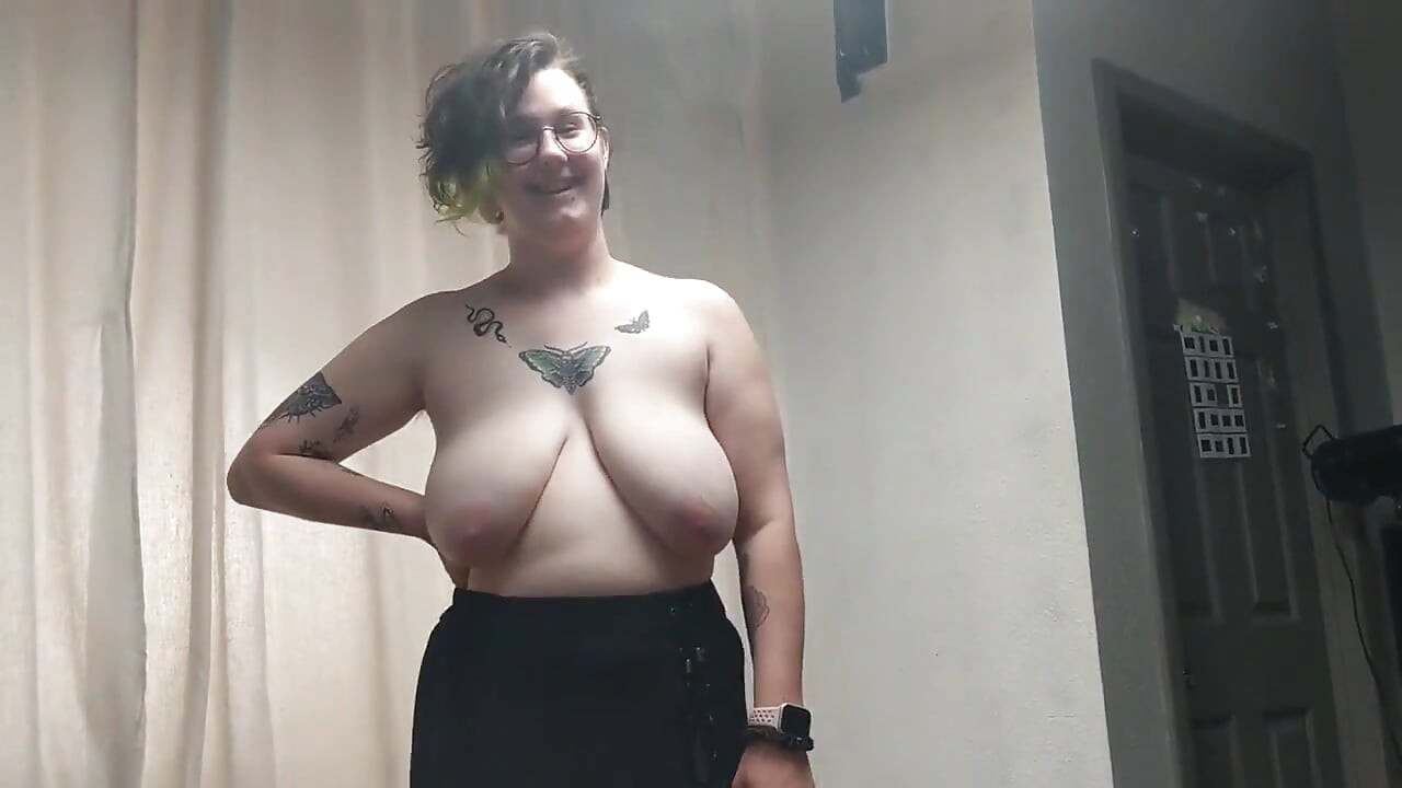 Daisy at the Studio