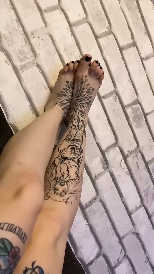 Legs want to crumple the penis