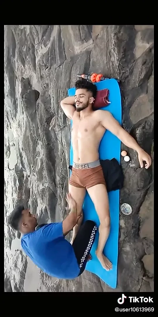 Indian Hunk Body Massage