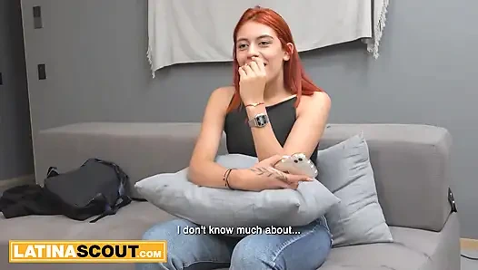 Bu büyük götlü latin genç kız onu beklediğini söyledi... Ben de onu zamanında boşalttim