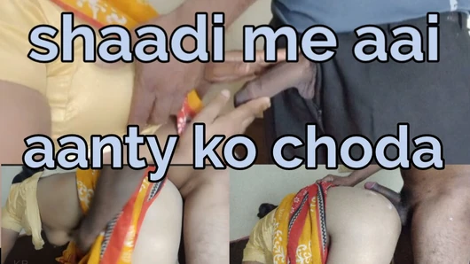 Shaddi me aai Aanty ko ghodi bana kar choda hindi language me bhabhi ko ...