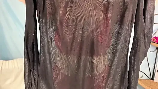 Nyonya dewasa dengan bra merah kaki & celana dalam 436