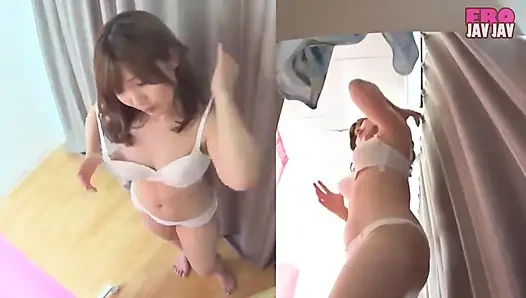 Sesi pemotretan pribadi cewek amatir yang berani mengabadikan momen menggoda dan sudut sensual -pt.4