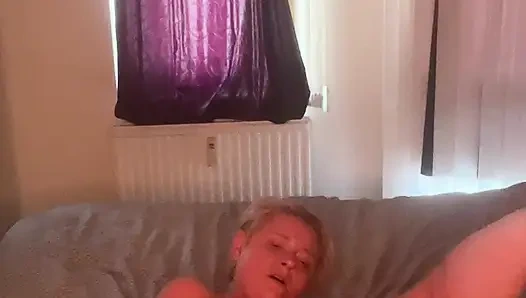 Pengen liat aku crot