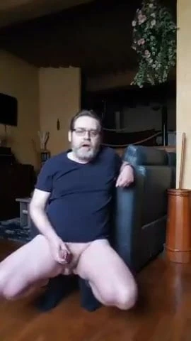 Step Dad algaycho wanking and cuming