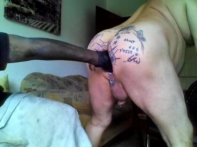 Black man, please destroy my pierced and tattooed ass!