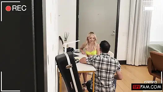 Cecelia Taylor Can't Stop Squirting All Over Stepdad's Cock