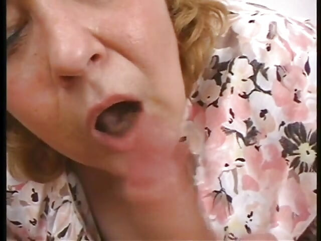 Young stud wrecks old white female parent's fat snatch on a bed