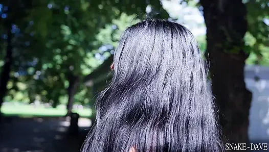 Sexy Italian woman approached and fucked in the park