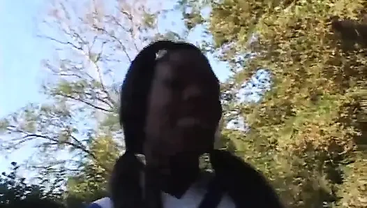 Memek hitam tetek besar seksi di kontol hitam besar ... Crot di mulut